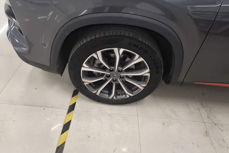 Used CHANGAN CS75 PLUS 2021 2.0T Automatic Flagship Edition Exterior 4