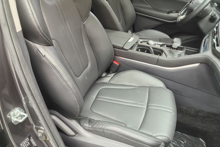 Used CHANGAN CS75 PLUS 2021 2.0T Automatic Pilot Version Exterior 4