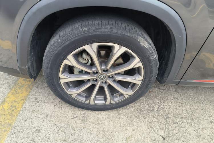 Used CHANGAN CS75 PLUS 2021 2.0T Automatic Pilot Version Exterior 4