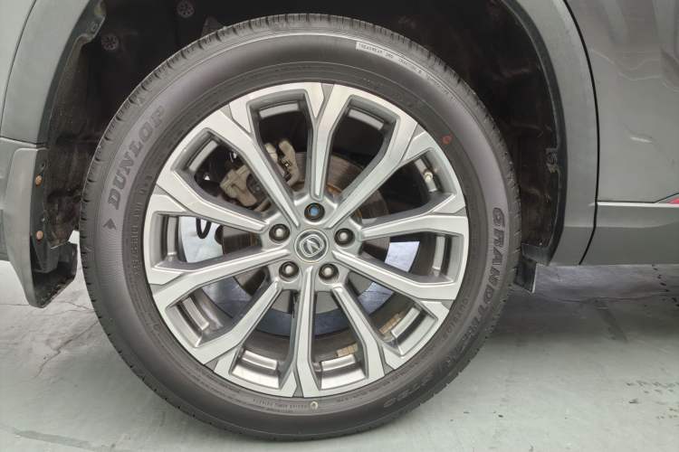 Used CHANGAN CS75 PLUS 2021 2.0T Automatic Pilot Version Exterior 5