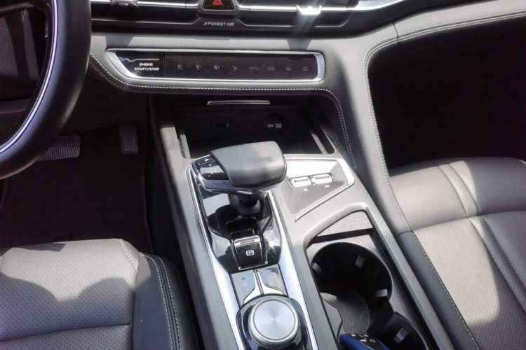 Used CHANGAN CS75 PLUS 2021 2.0T Automatic Pilot Version Gear Lever