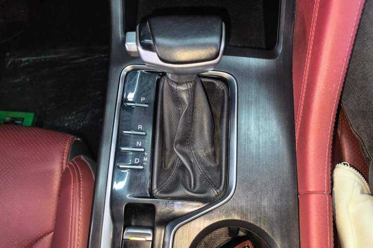 Used CHANGAN CS75 PLUS 2021 1.5T Automatic Luxury Version Gear Lever