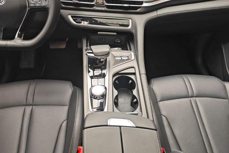 Used CHANGAN CS75 PLUS 2021 2.0T Automatic Pilot Version Gear Lever