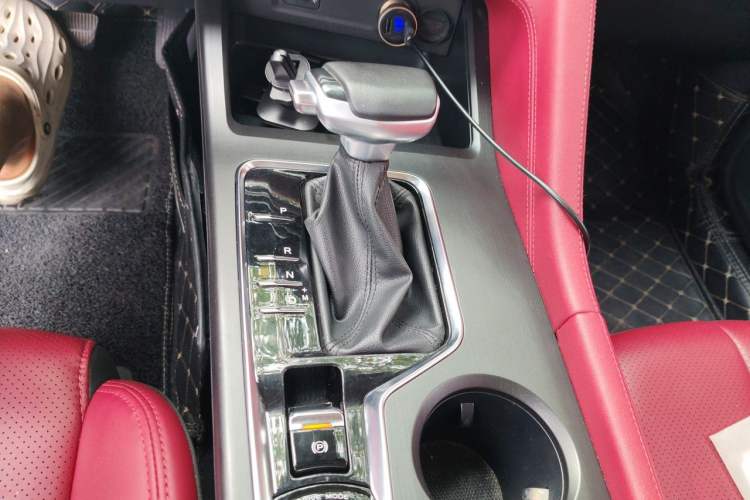 Used CHANGAN CS75 PLUS 2021 1.5T Automatic Luxury Version Gear Lever