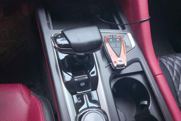 Used CHANGAN CS75 PLUS 2021 2.0T Automatic Pilot Version Gear Lever