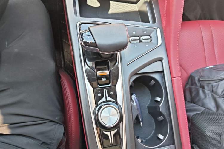 Used CHANGAN CS75 PLUS 2021 1.5T Automatic Prestige Model Gear Lever