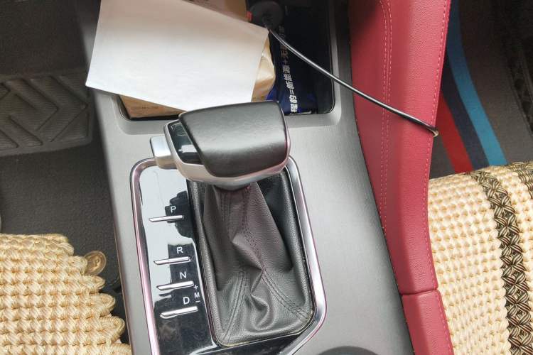 Used CHANGAN CS75 PLUS 2021 1.5T Automatic Luxury Version Gear Lever
