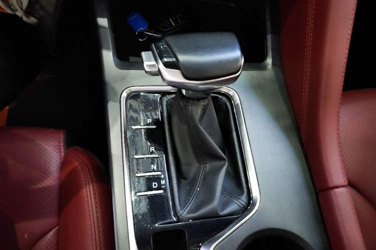 Used CHANGAN CS75 PLUS 2021 1.5T Automatic Luxury Version Gear Lever