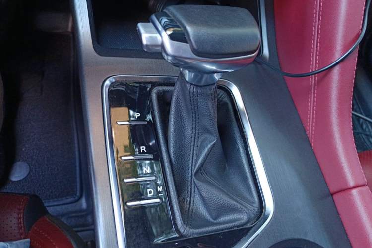 Used CHANGAN CS75 PLUS 2021 1.5T Automatic Luxury Version Gear Lever
