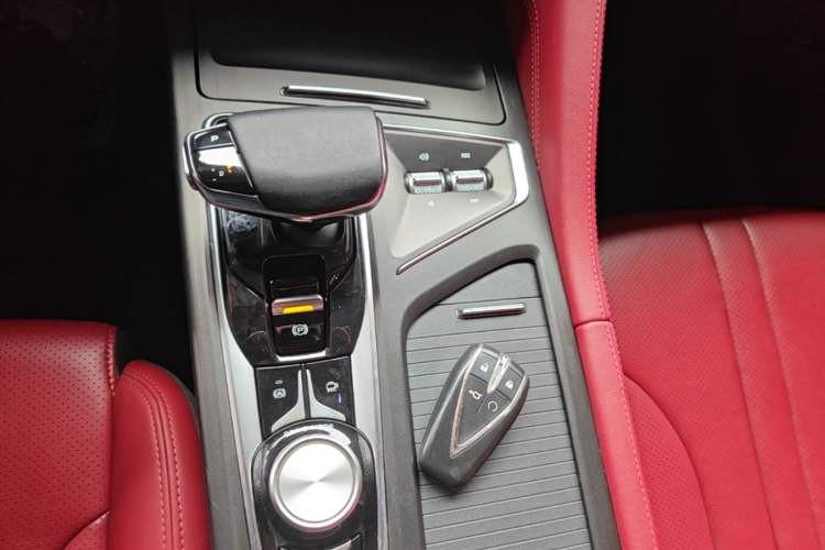 Used CHANGAN CS75 PLUS 2021 1.5T Automatic Prestige Model Gear Lever