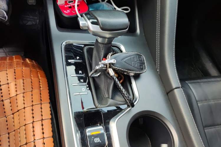 Used CHANGAN CS75 PLUS 2021 1.5T Automatic Luxury Version Gear Lever