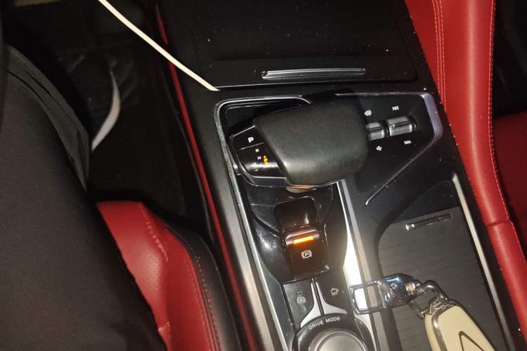 Used CHANGAN CS75 PLUS 2021 2.0T Automatic Pilot Version Gear Lever