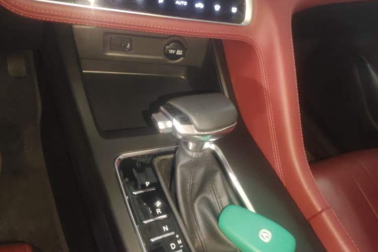 Used CHANGAN CS75 PLUS 2021 1.5T Automatic Luxury Version Gear Lever