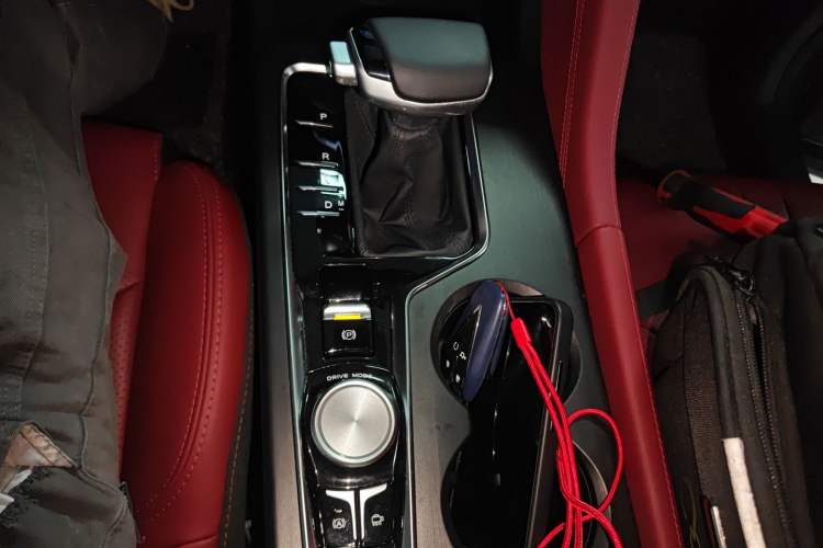 Used CHANGAN CS75 PLUS 2021 1.5T Automatic Luxury Version Gear Lever
