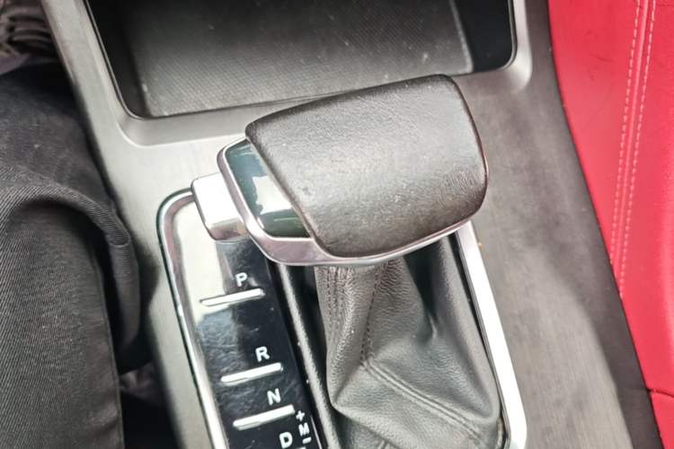 Used CHANGAN CS75 PLUS 2021 1.5T Automatic Luxury Version Gear Lever