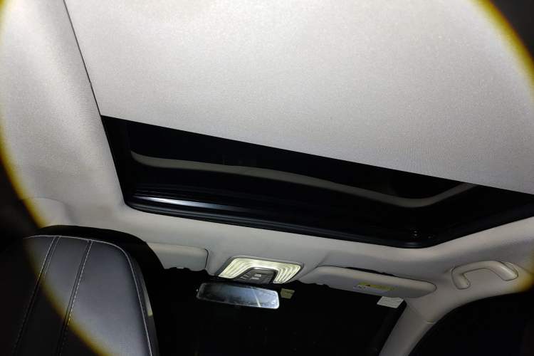 Used CHANGAN CS75 PLUS 2021 2.0T Automatic Pilot Version Headliner