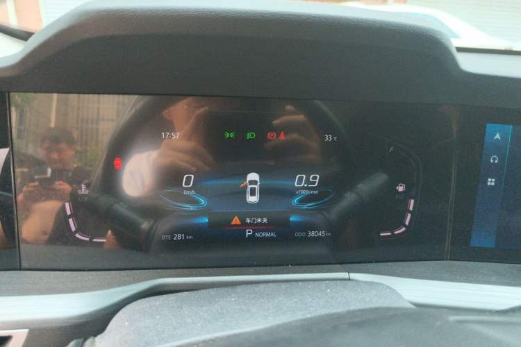 Used CHANGAN CS75 PLUS 2021 1.5T Automatic Luxury Version Instrument Cluster