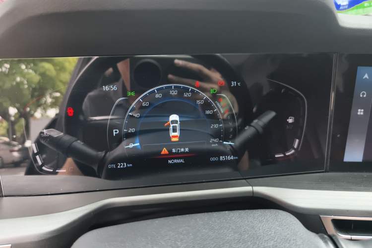 Used CHANGAN CS75 PLUS 2021 1.5T Automatic Luxury Version Instrument Cluster
