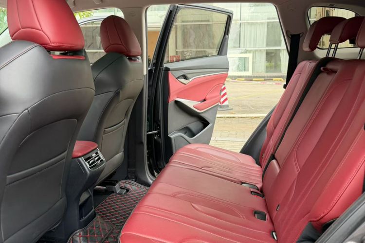 Used CHANGAN CS75 PLUS 2021 1.5T Automatic Luxury Version Interior 1