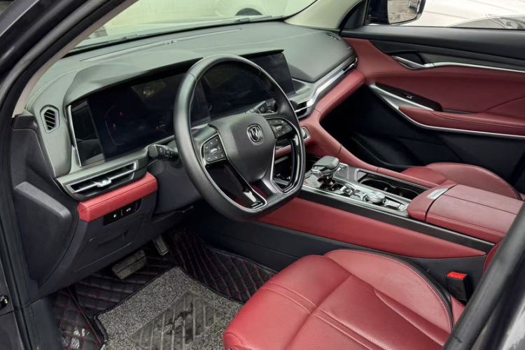 Used CHANGAN CS75 PLUS 2021 2.0T Automatic Pilot Version Interior 2