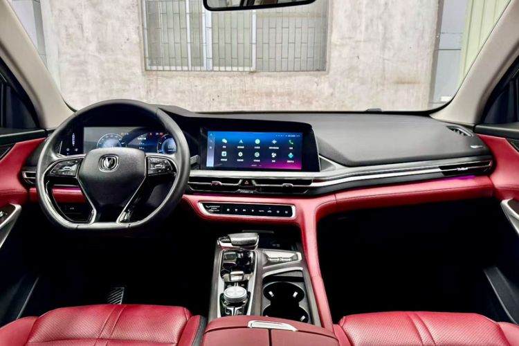 Used CHANGAN CS75 PLUS 2021 2.0T Automatic Flagship Edition Interior 2