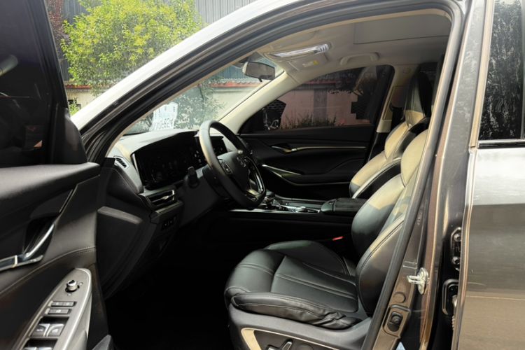 Used CHANGAN CS75 PLUS 2021 2.0T Automatic Pilot Version Interior 2