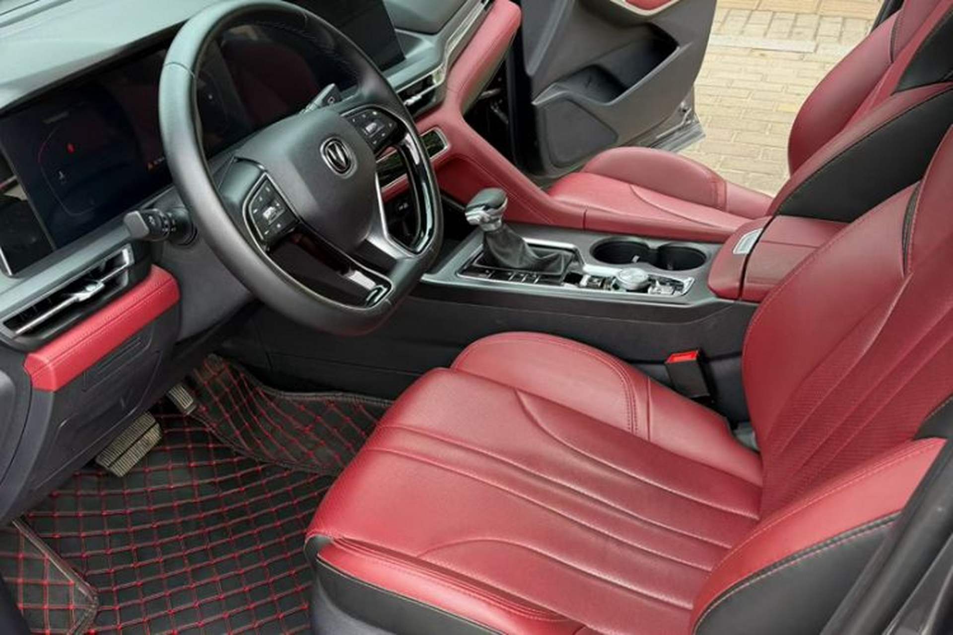 Used CHANGAN CS75 PLUS 2021 1.5T Automatic Luxury Version Interior 3