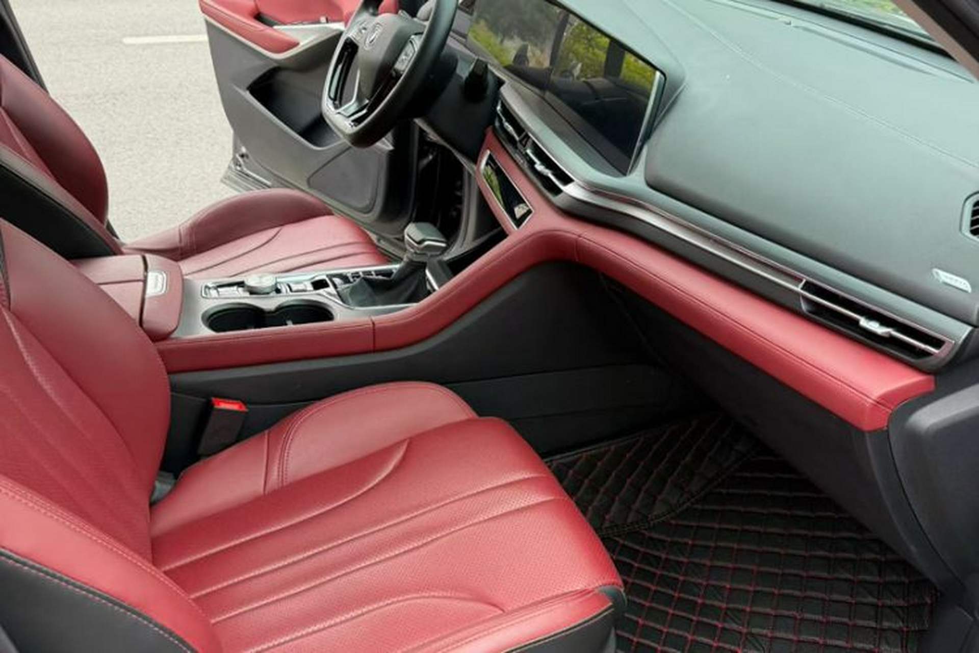 Used CHANGAN CS75 PLUS 2021 1.5T Automatic Luxury Version Interior 4