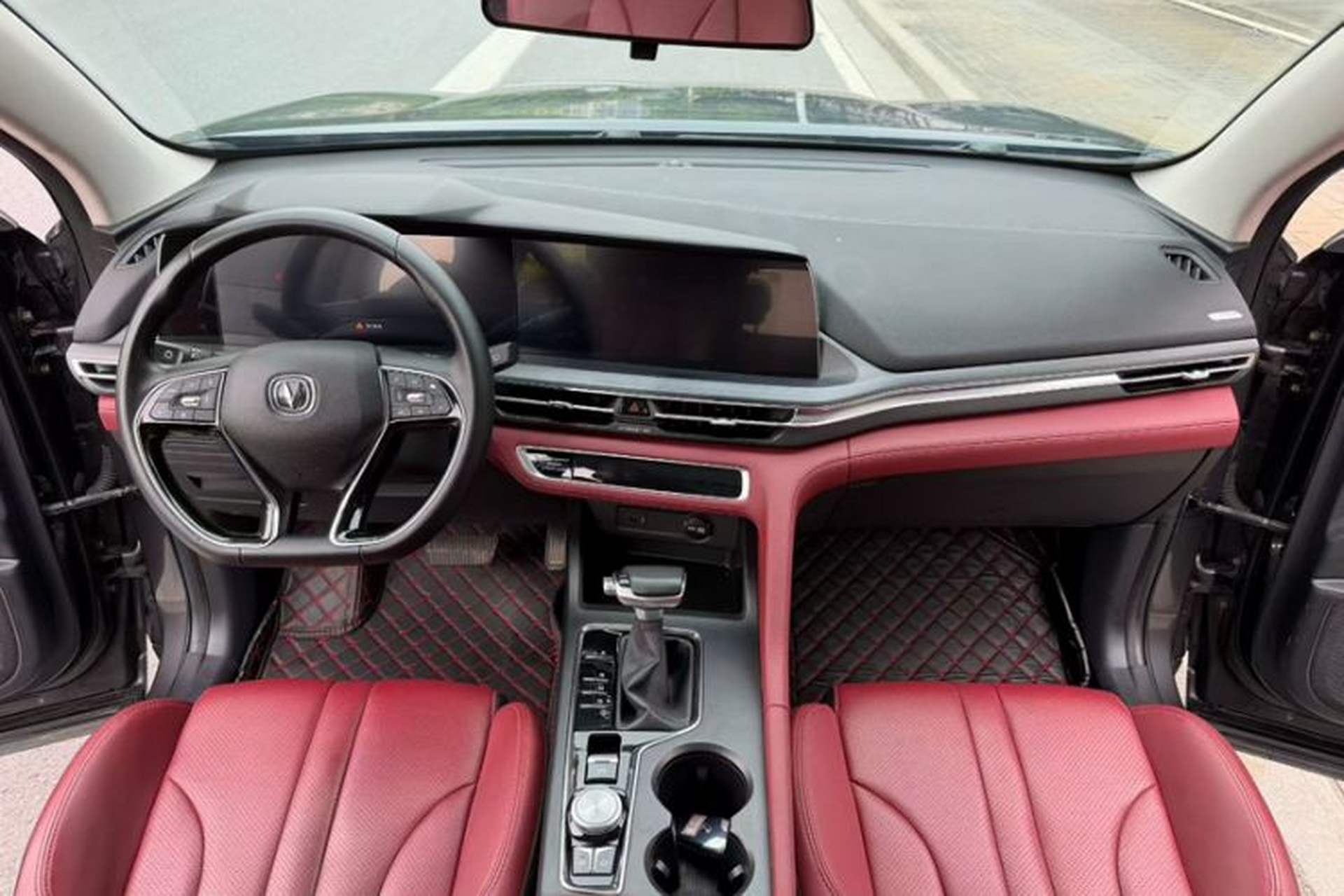Used CHANGAN CS75 PLUS 2021 1.5T Automatic Luxury Version Interior 5