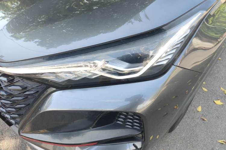 Used CHANGAN CS75 PLUS 2021 1.5T Automatic Luxury Version Left Front Headlight