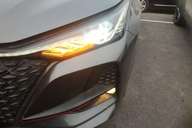 Used CHANGAN CS75 PLUS 2021 1.5T Automatic Prestige Model Left Front Headlight