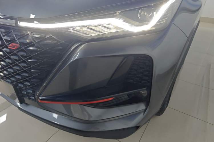 Used CHANGAN CS75 PLUS 2021 1.5T Automatic Luxury Version Left Front Headlight