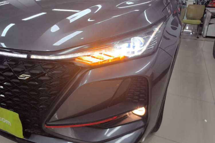 Used CHANGAN CS75 PLUS 2021 1.5T Automatic Luxury Version Left Front Headlight