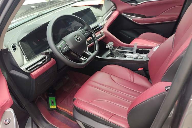 Used CHANGAN CS75 PLUS 2021 1.5T Automatic Luxury Version Left Front Seat