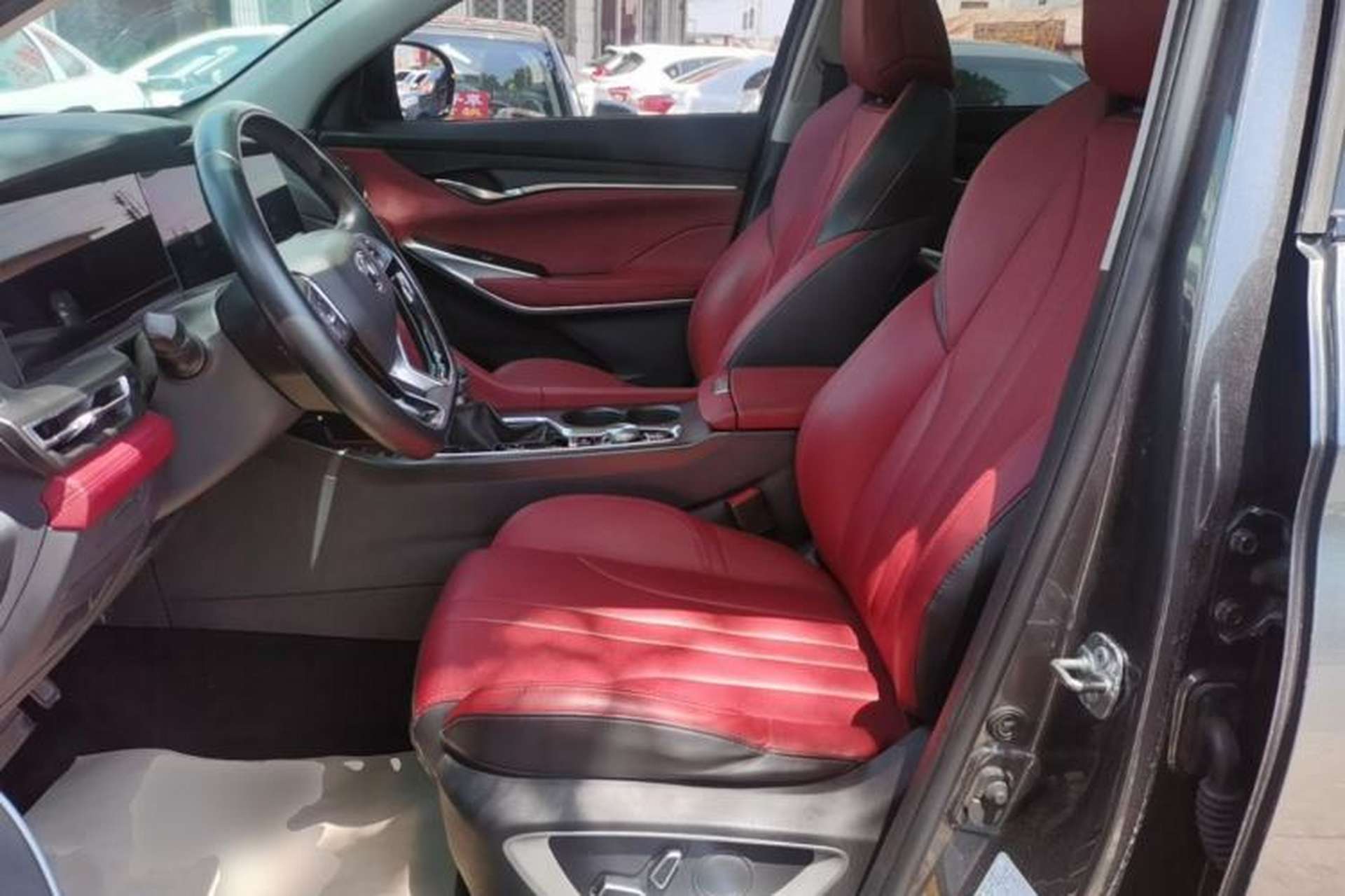 Used CHANGAN CS75 PLUS 2021 1.5T Automatic Luxury Version Left Front Seat