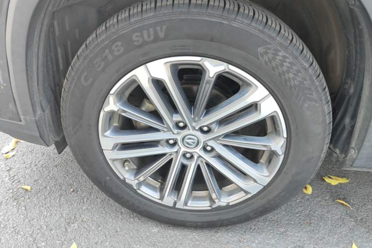 Used CHANGAN CS75 PLUS 2021 1.5T Automatic Luxury Version Left Front Wheel Hub