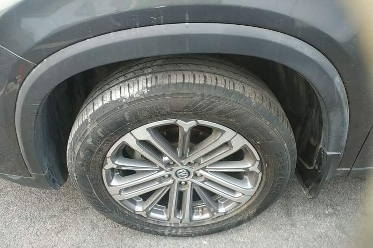 Used CHANGAN CS75 PLUS 2021 1.5T Automatic Prestige Model Left Front Wheel Hub