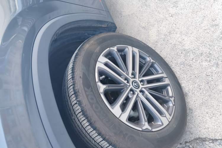 Used CHANGAN CS75 PLUS 2021 1.5T Automatic Luxury Version Left Front Wheel Hub