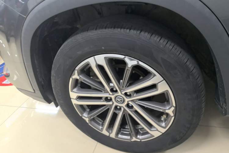 Used CHANGAN CS75 PLUS 2021 1.5T Automatic Luxury Version Left Front Wheel Hub