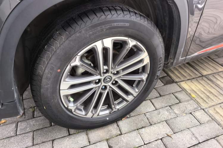 Used CHANGAN CS75 PLUS 2021 1.5T Automatic Luxury Version Left Front Wheel Hub