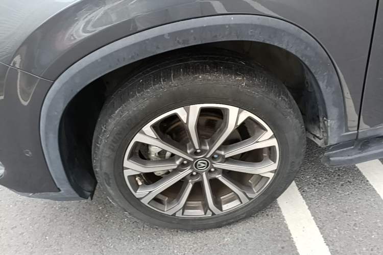 Used CHANGAN CS75 PLUS 2021 2.0T Automatic Flagship Edition Left Front Wheel Hub