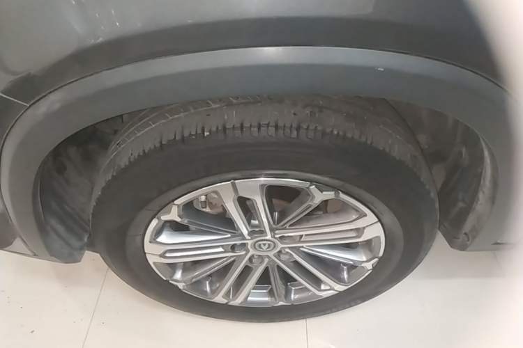 Used CHANGAN CS75 PLUS 2021 1.5T Automatic Prestige Model Left Front Wheel Hub