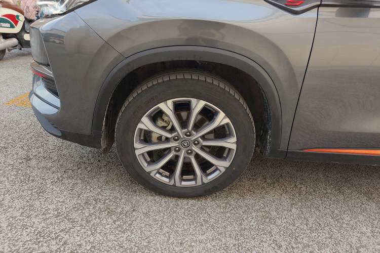 Used CHANGAN CS75 PLUS 2021 2.0T Automatic Pilot Version Left Front Wheel Hub