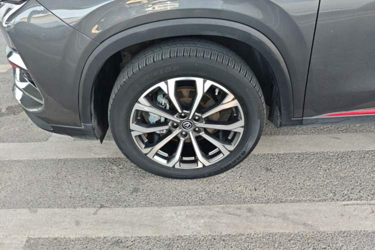 Used CHANGAN CS75 PLUS 2021 2.0T Automatic Pilot Version Left Front Wheel Hub