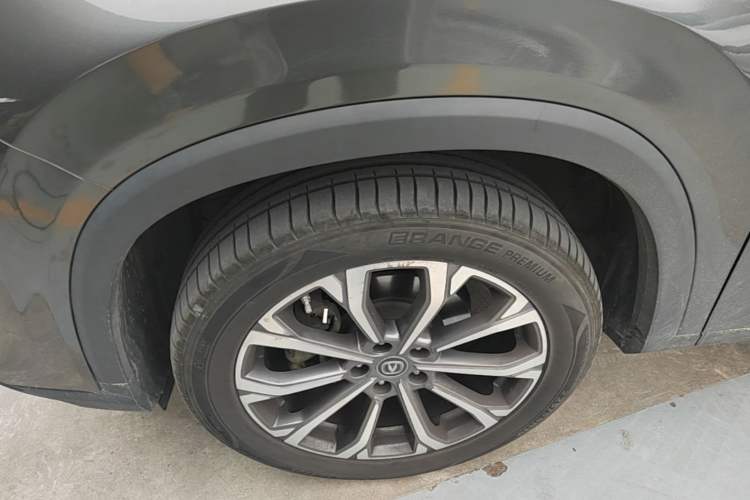 Used CHANGAN CS75 PLUS 2021 2.0T Automatic Pilot Version Left Front Wheel Hub
