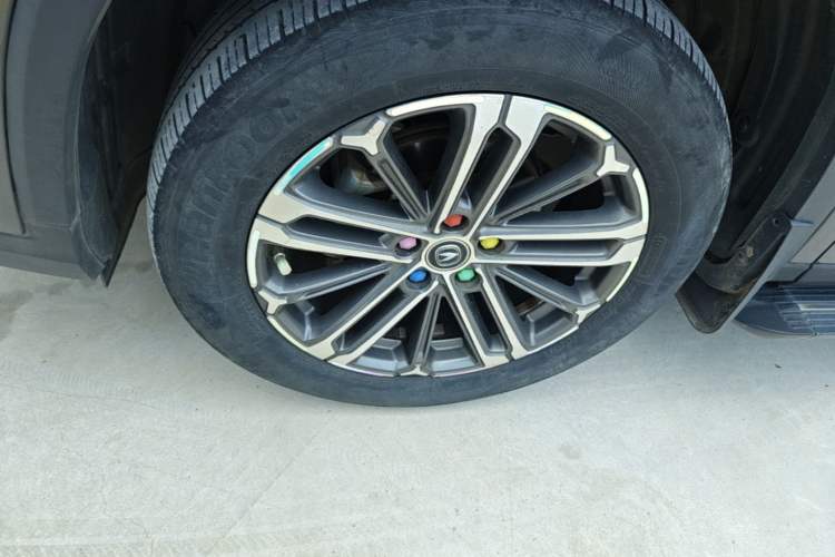Used CHANGAN CS75 PLUS 2021 1.5T Automatic Luxury Version Left Front Wheel Hub