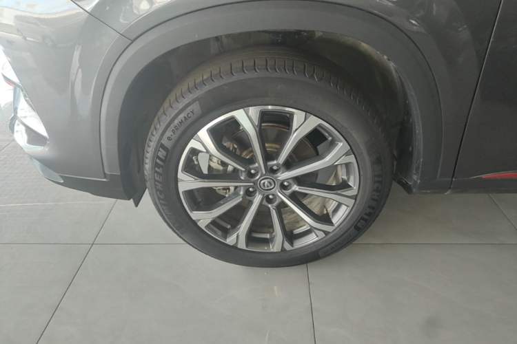 Used CHANGAN CS75 PLUS 2021 2.0T Automatic Pilot Version Left Front Wheel Hub