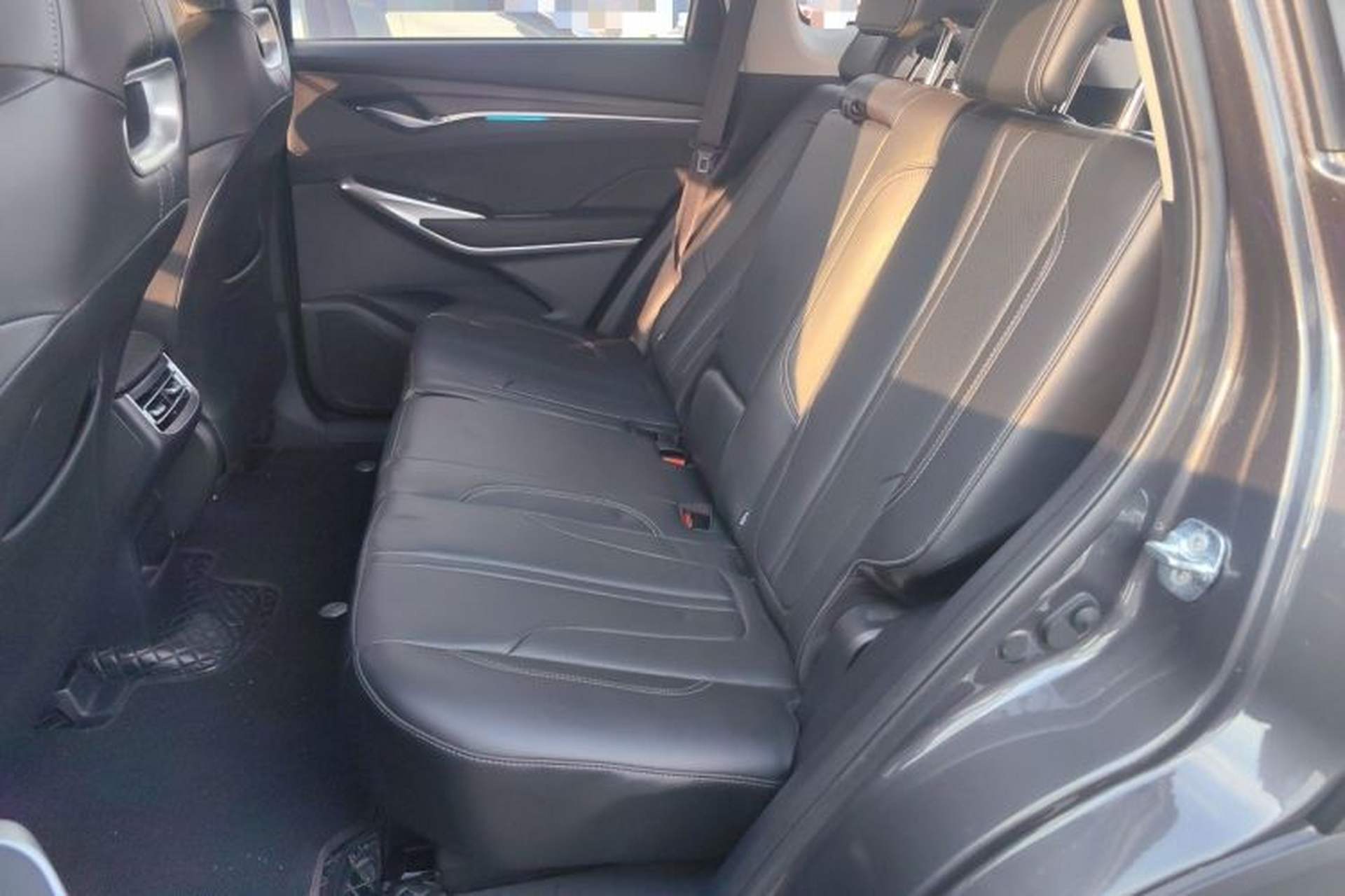Used CHANGAN CS75 PLUS 2021 2.0T Automatic Pilot Version Left Rear Seat