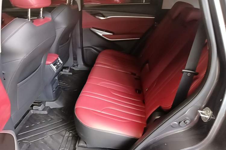 Used CHANGAN CS75 PLUS 2021 1.5T Automatic Luxury Version Left Rear Seat