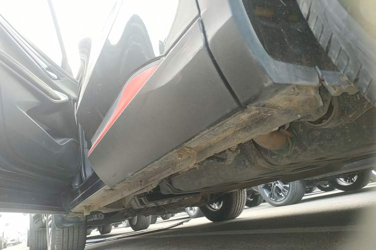 Used CHANGAN CS75 PLUS 2021 1.5T Automatic Prestige Model Left Side Sill
